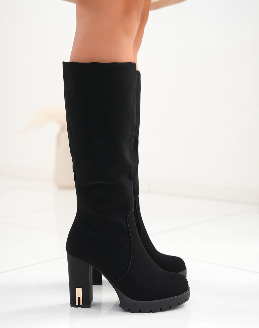 Bottes à talon en suédine noire à détail doré