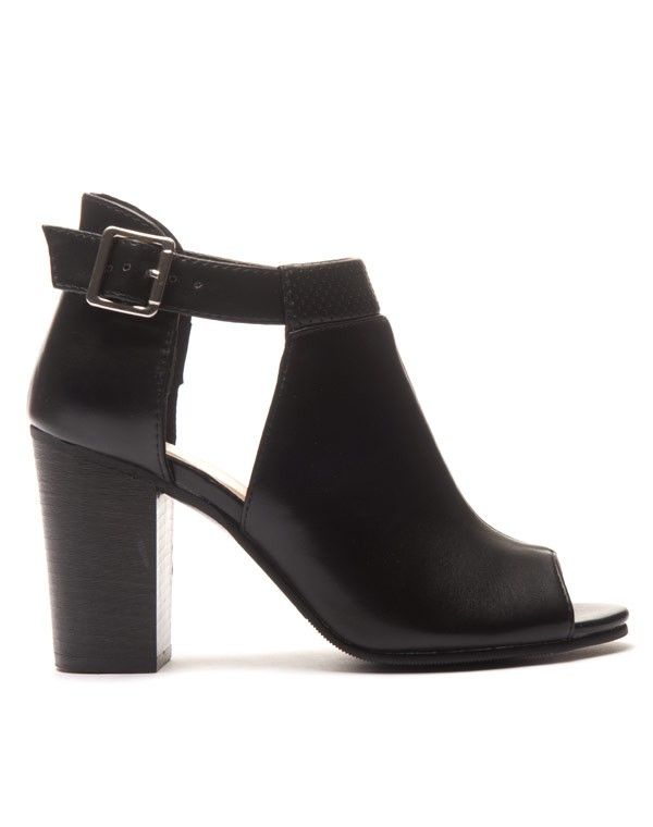 Bottine noire bout ouvert avec découpe et perforations