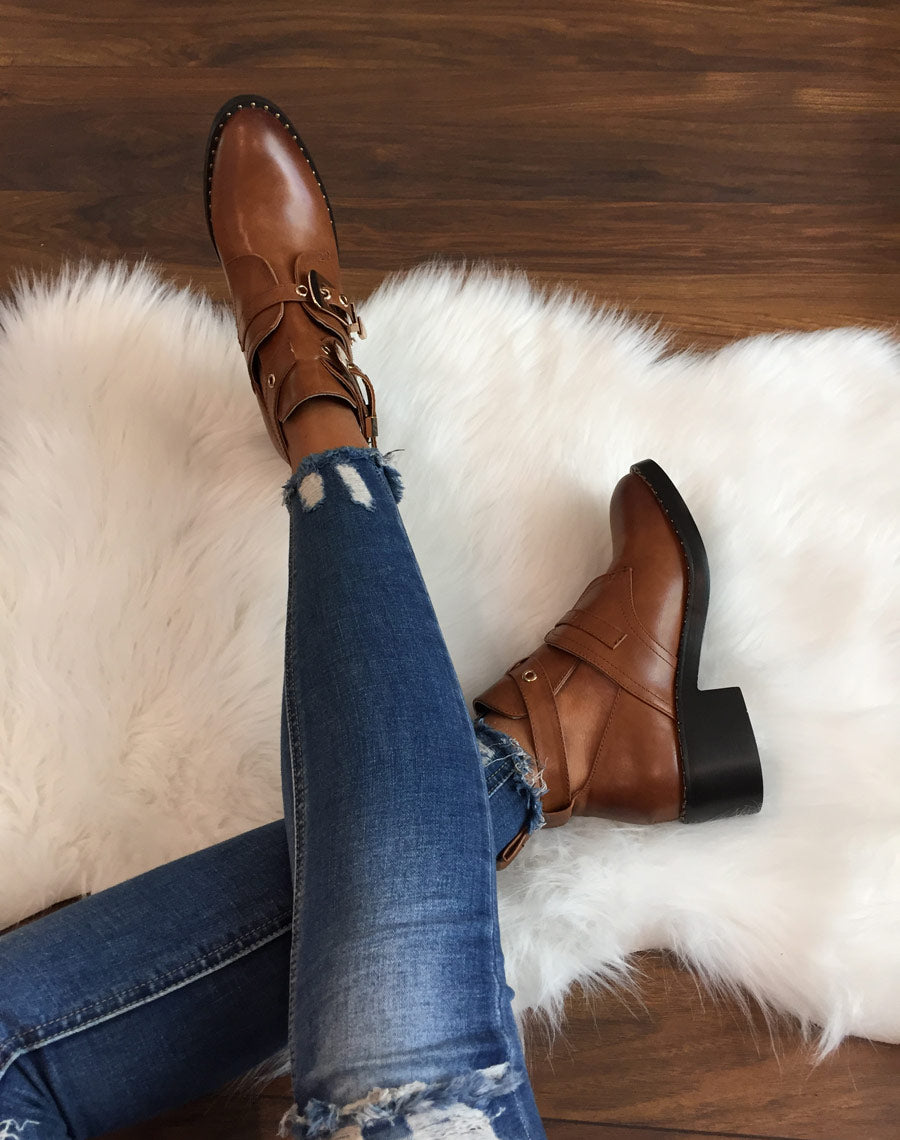 Bottines ajourées camel