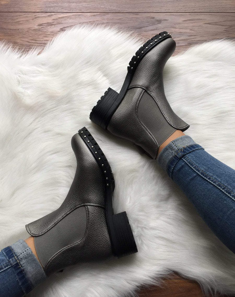 Bottines argentées à noeud