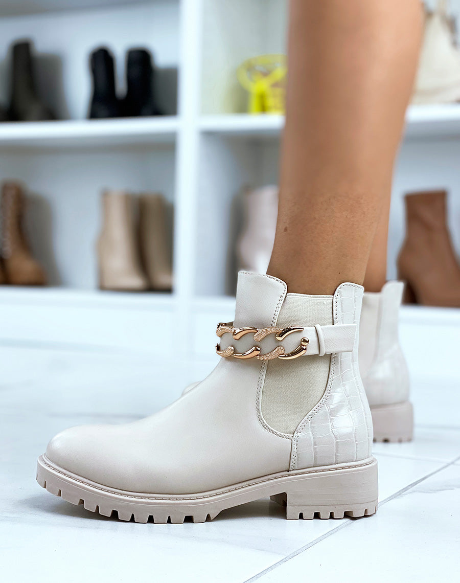 Bottines basses beiges à détail doré et effet croco