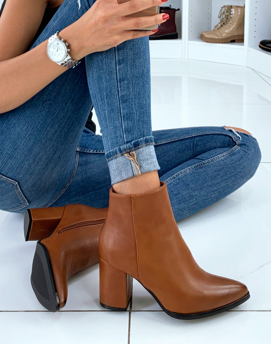 Bottines basses camel à bout pointu