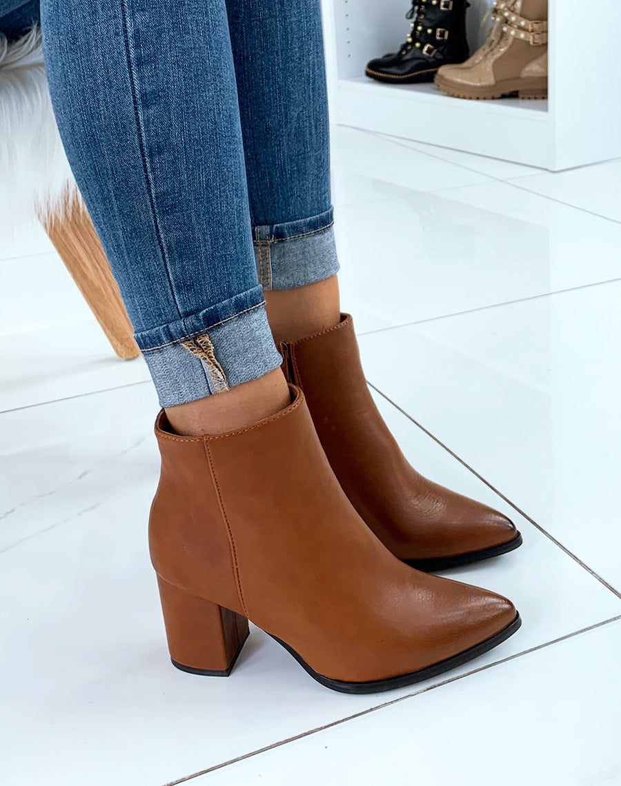 Bottines basses camel à bout pointu