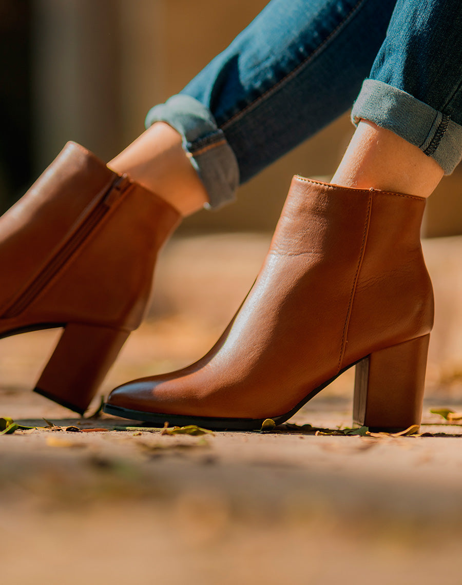 Bottines basses camel à bout pointu