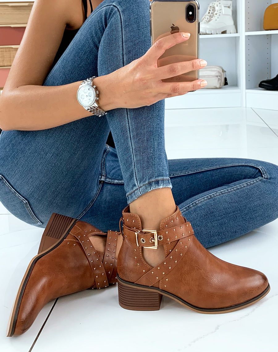 Bottines basses camel ouvertes