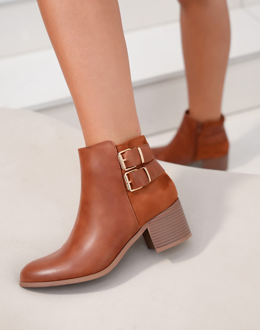 Bottines basses camel à talons