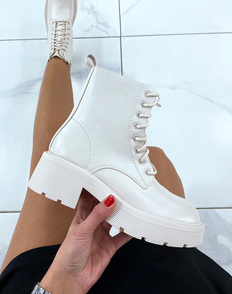 Bottines beiges à grosse plateforme
