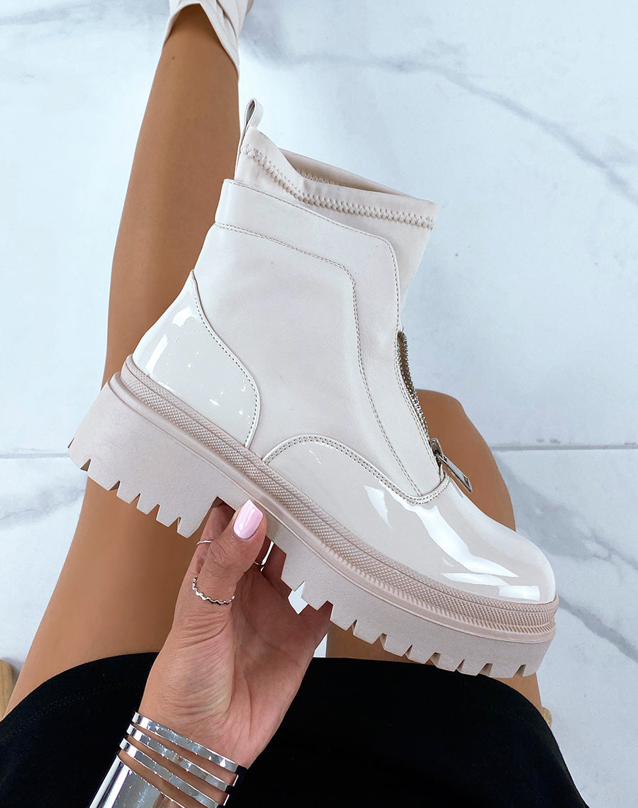 Bottines beiges vernies effet chaussette zipées et talonnées