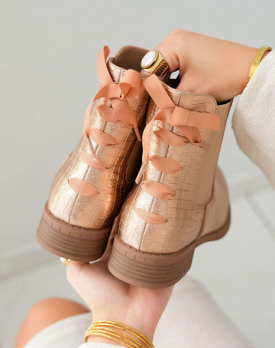 Bottines Bi-Matière en Suédine Taupe à Petit Talon pour Femme