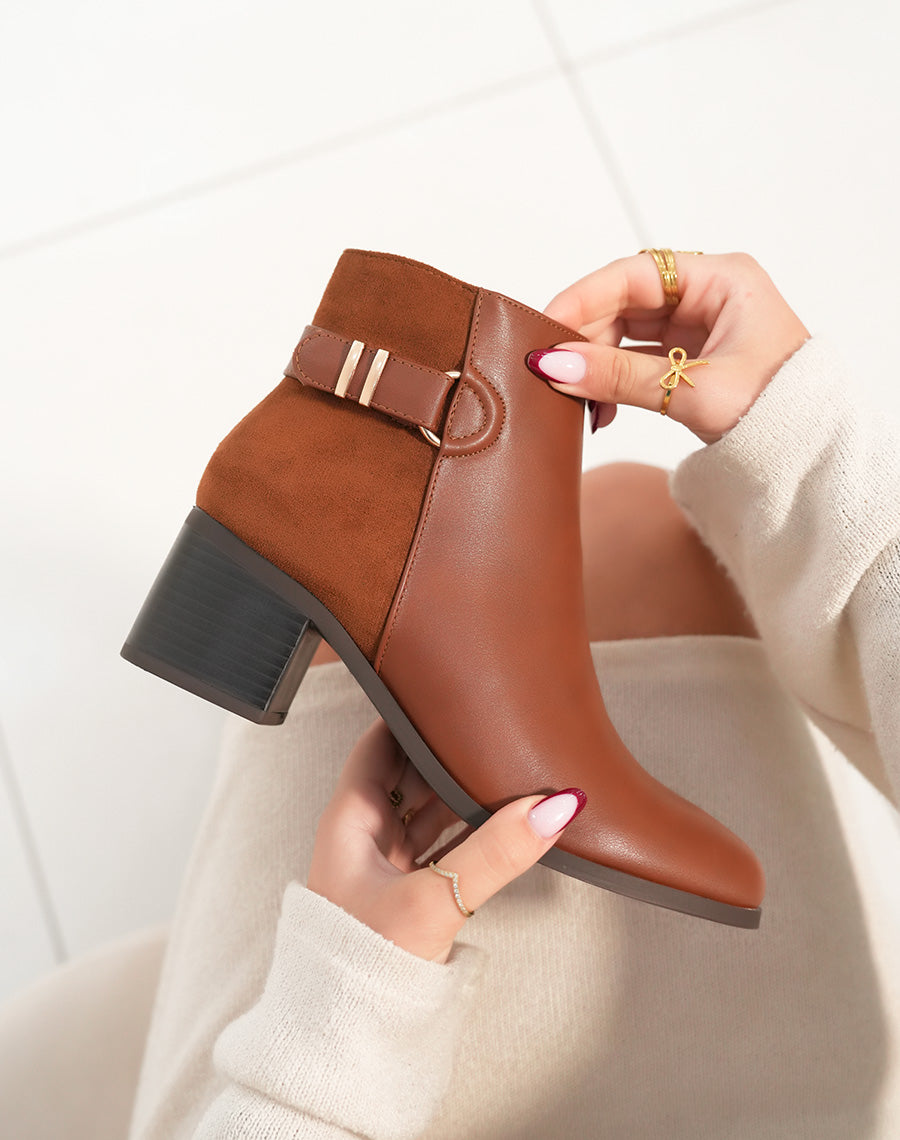Bottines Bi-Matière Marron à Talon avec Sangle Dorée - Votre Essentiel Confortable et Branché