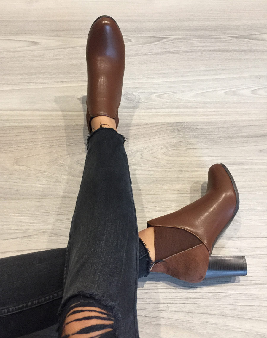 Bottines bi matières marron clair à talons