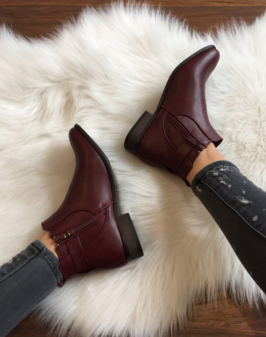 Bottines bordeaux plates lanière et élastique décoratifs