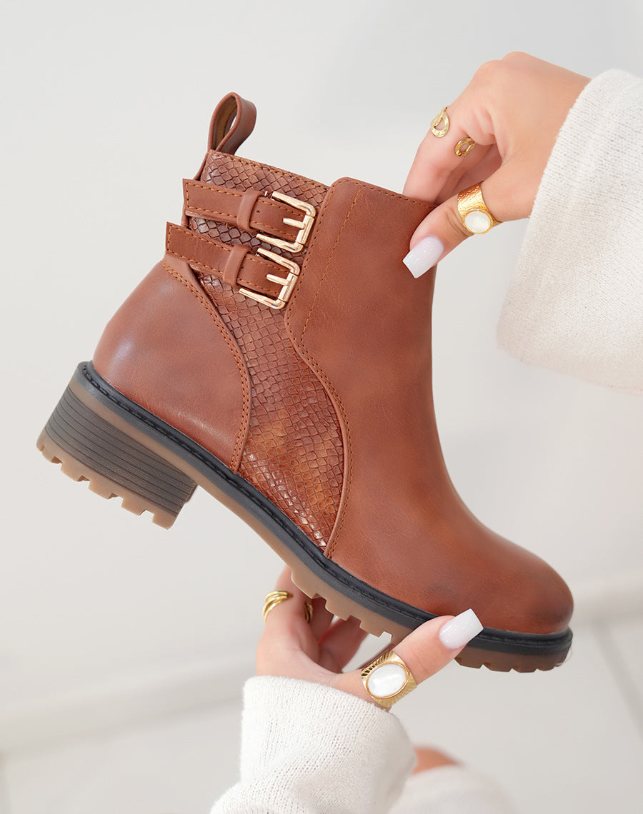 Bottines Camel Bi-Matière : L'Emblème du Charme Sauvage