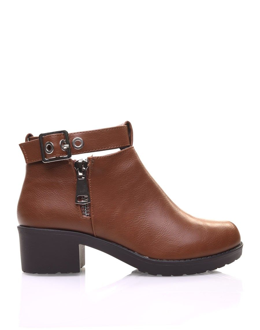 Bottines camel à boucles chevilles