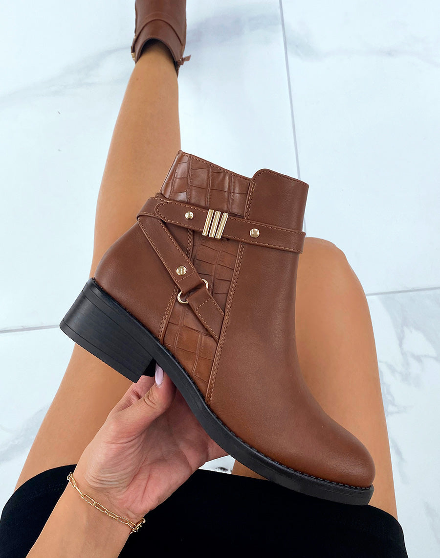 Bottines camel à brides entrecroisées et effet croco