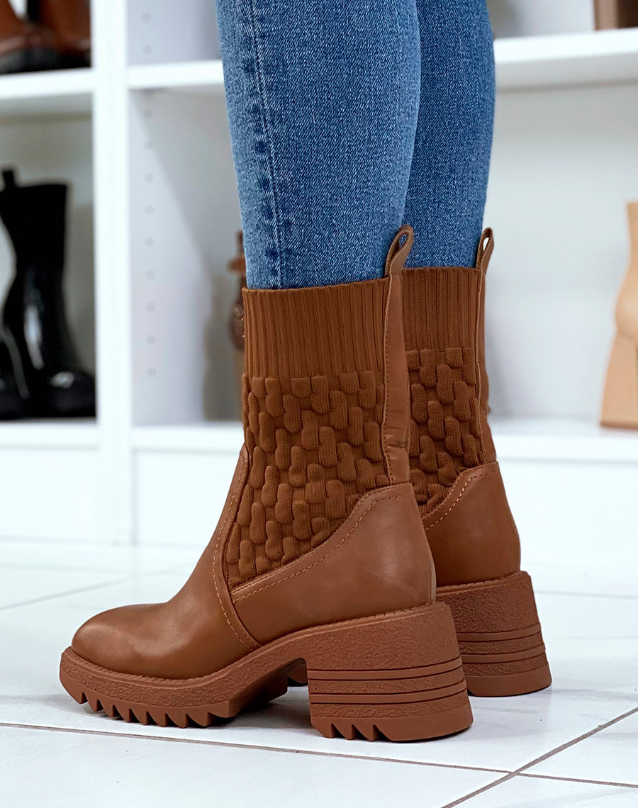 Bottines camel effet chaussette à talon épais à semelle crantée