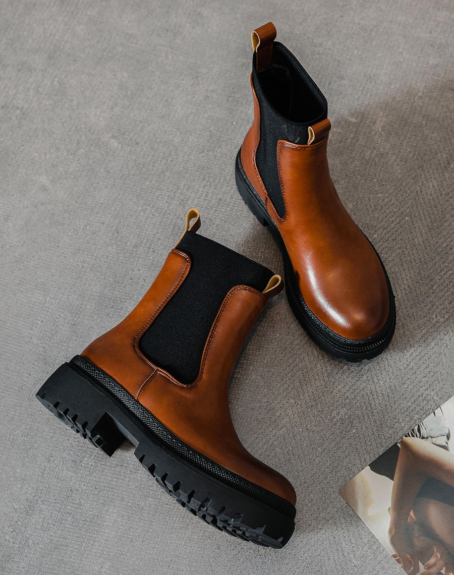 Bottines camel foncé style chelsea à élastique montant