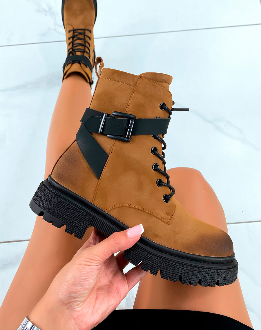 Bottines Camel à Lacet avec Brides Ajustables pour Femmes