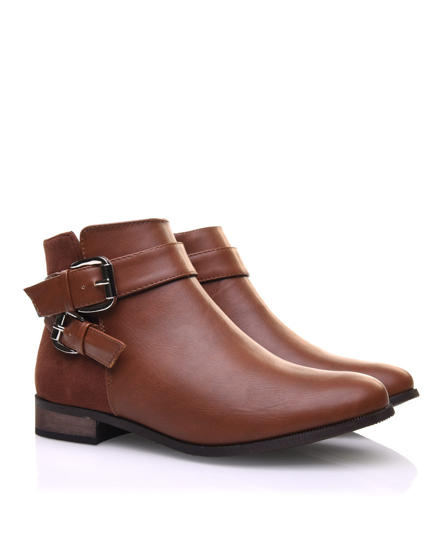 Bottines camel plates lanières à sangles décoratives