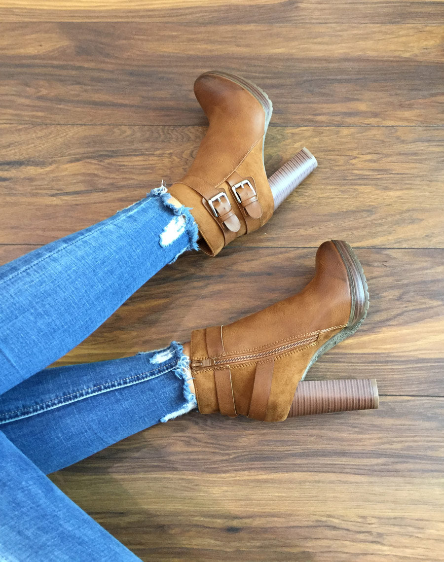 Bottines camel à talons bi-matières