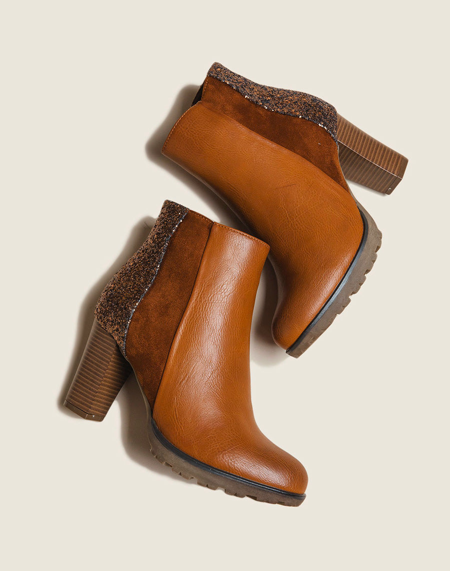 Bottines camel triple matière à paillettes et à talon