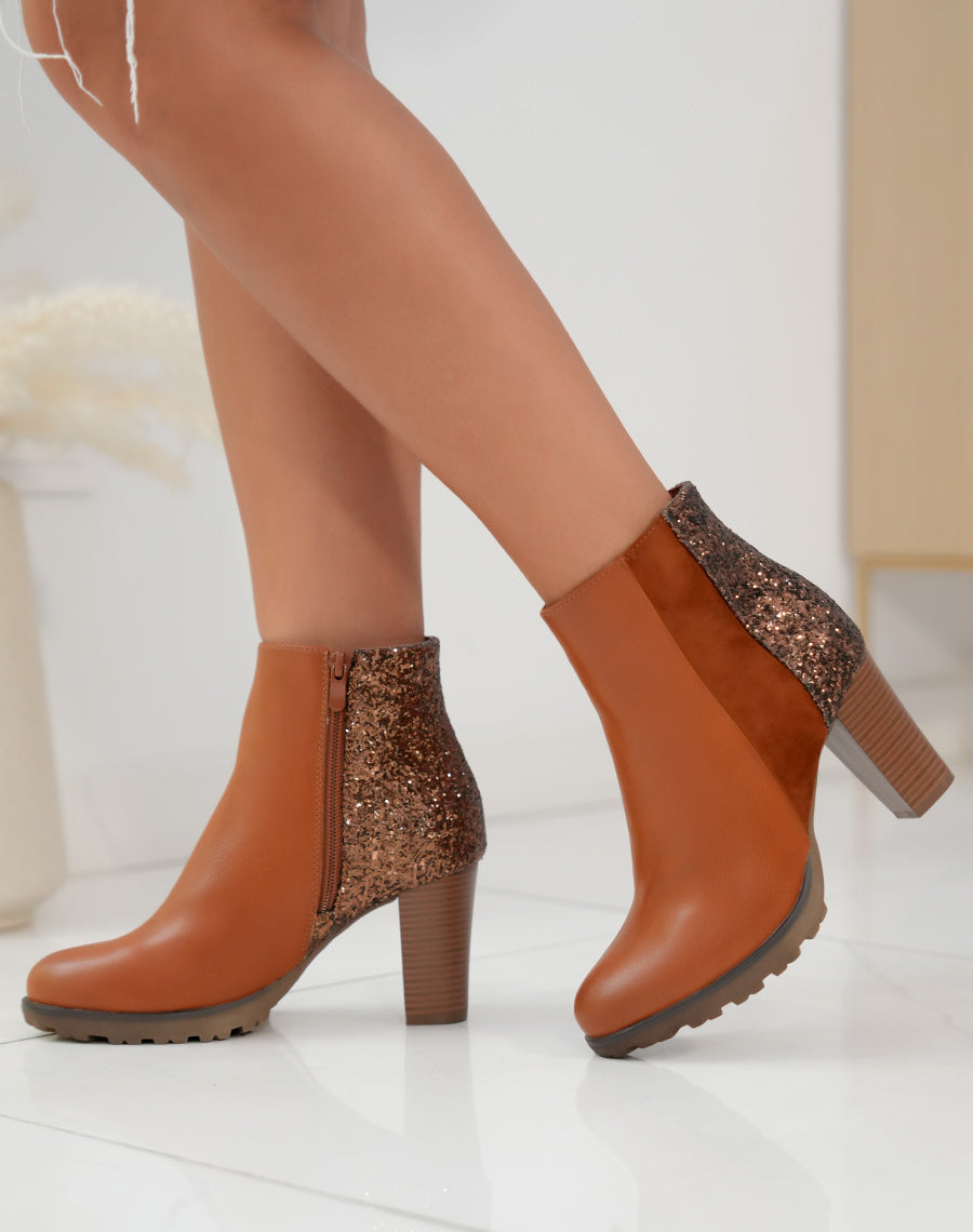 Bottines camel triple matière à paillettes et à talon