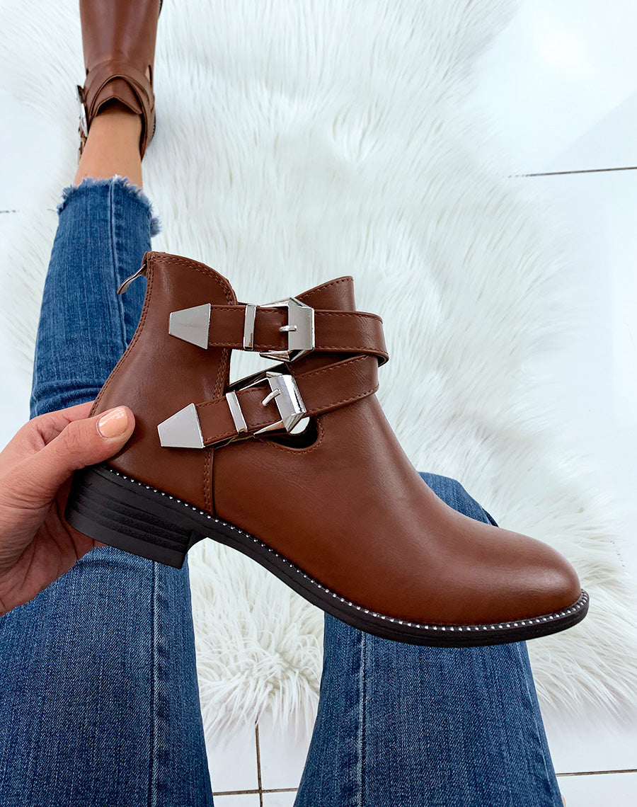 Bottines camelles ajourées à sangles entrelacées