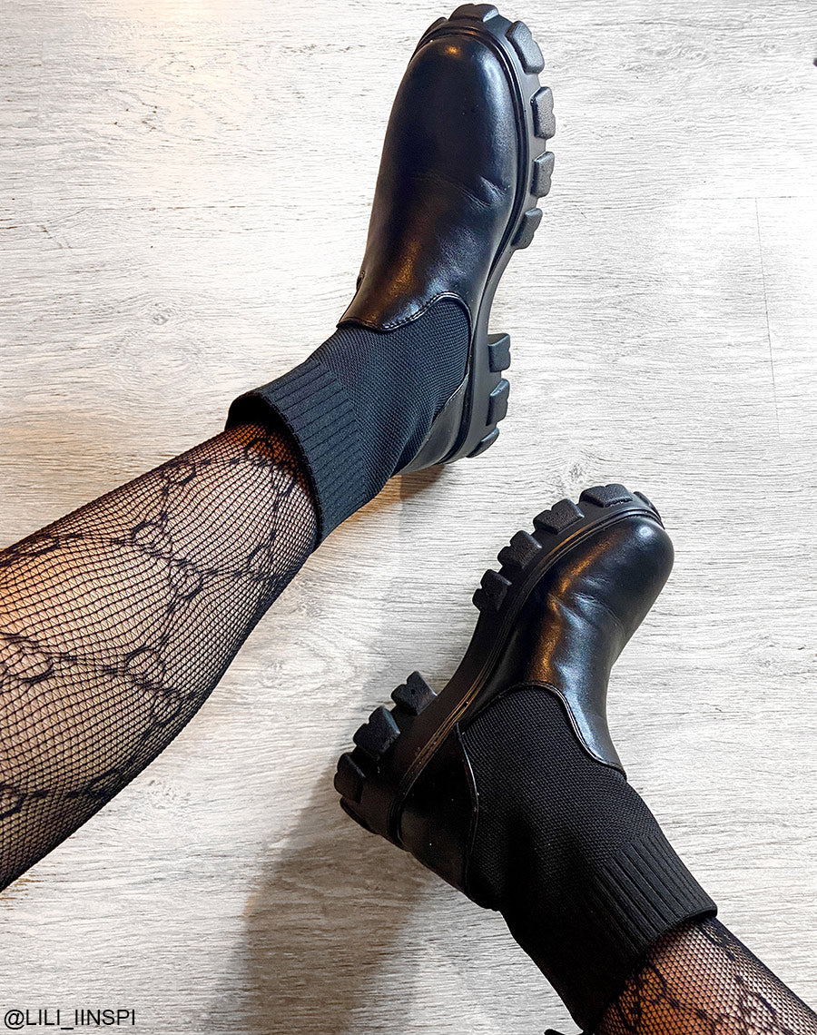 Bottines chaussettes noires et semelle plateforme