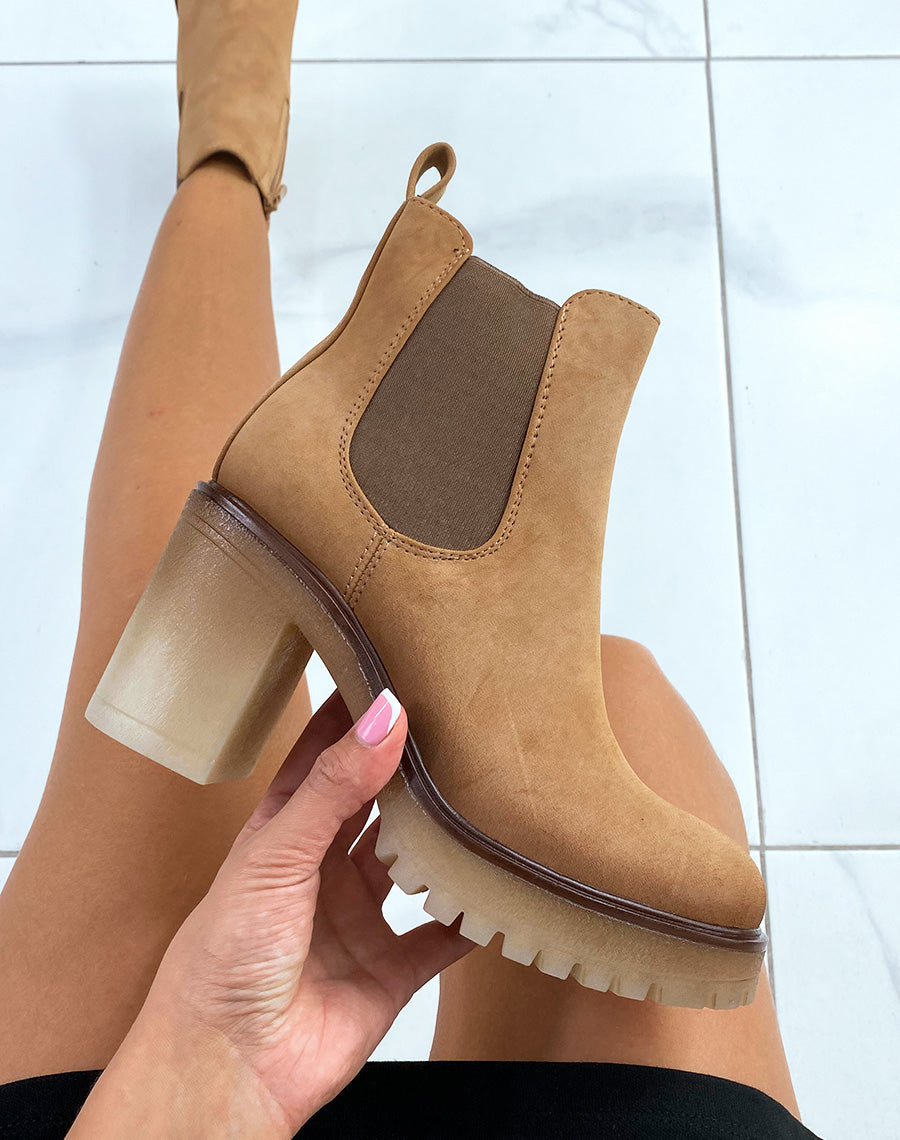 Bottines chelsea camel à talon haut et plateforme crantée