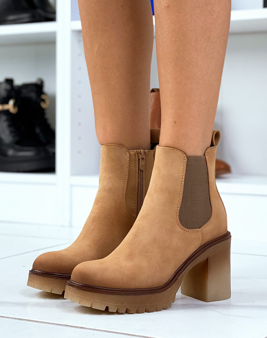 Bottines chelsea camel à talon haut et plateforme crantée