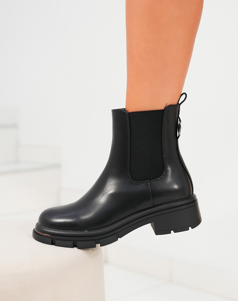 Bottines Chelsea femme noires avec talon moyen et semelle crantée