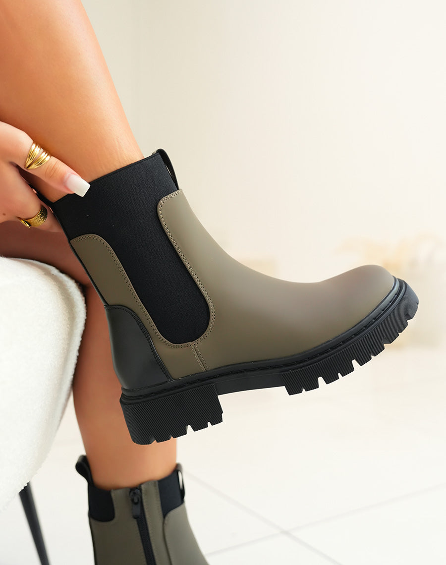 BOTTINES CHELSEA KAKI : CLASSIQUE REVISITÉ