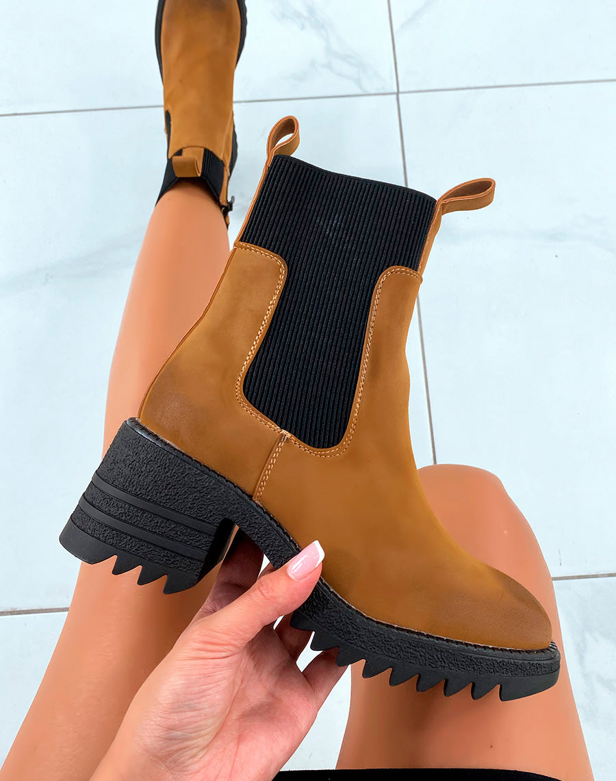 Bottines Chic Camel : Talon subtil & Élastique