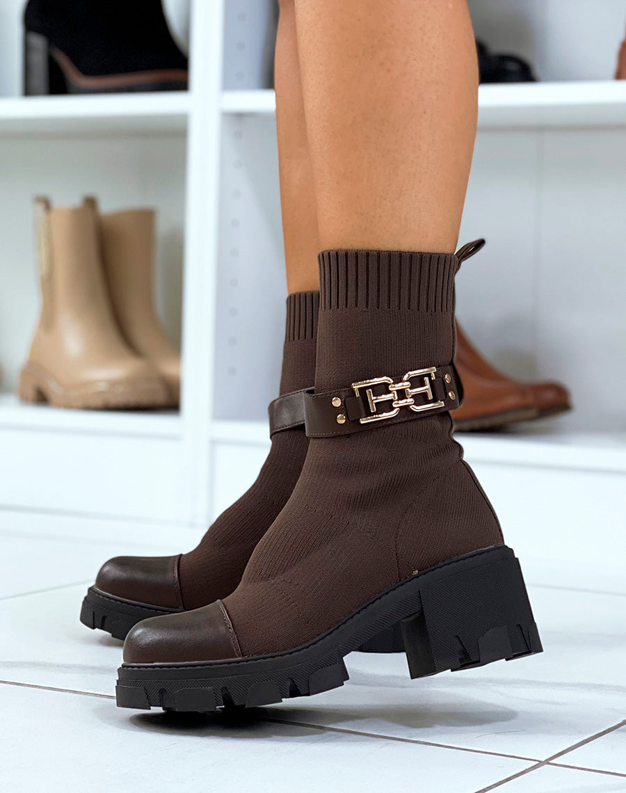 Bottines chocolats effet chaussette à détail doré