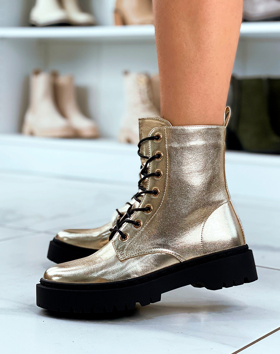 Bottines Éclat Doré à Lacets et Semelle Crantée pour Femme