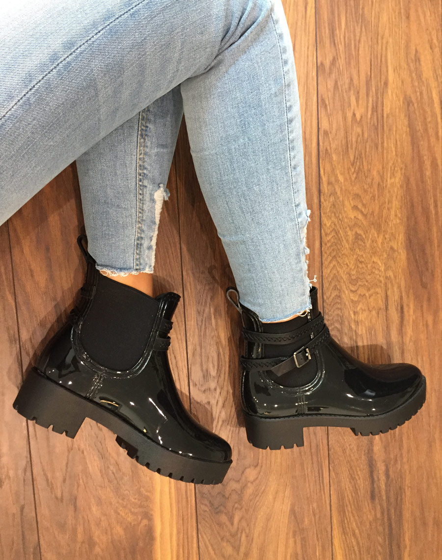 Bottines de pluie noires à semelle crantée
