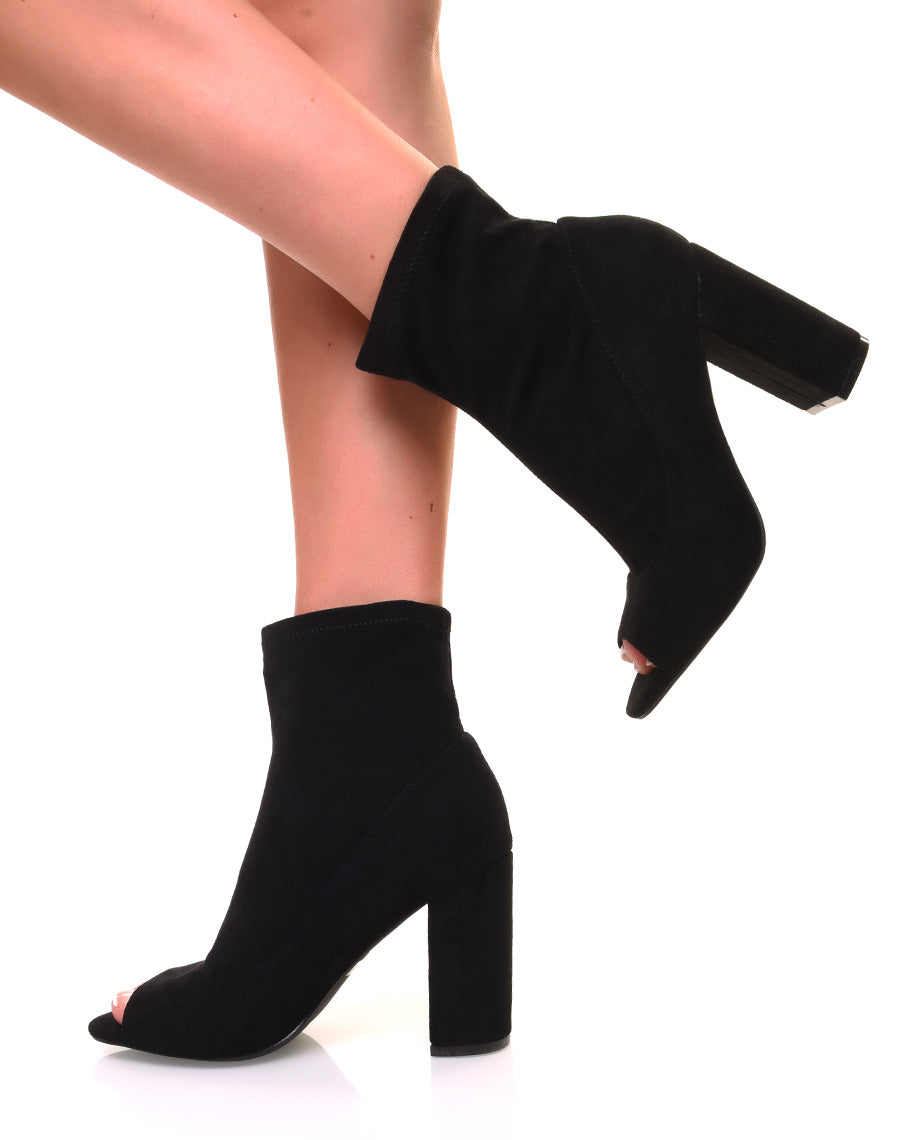Bottines effet chaussette à talons en suédine noire