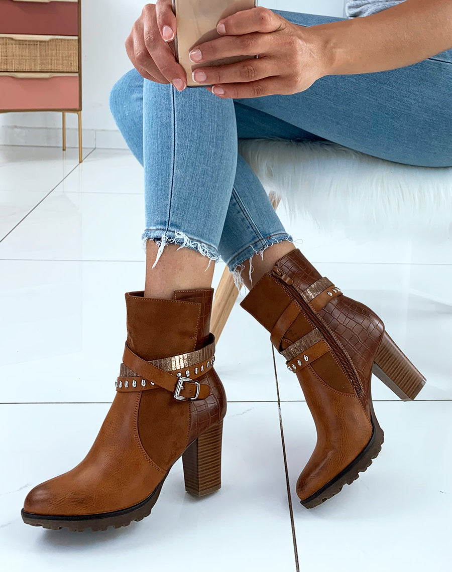 Bottines en bi-matières camel à talons et multiples lanières entrecroisées