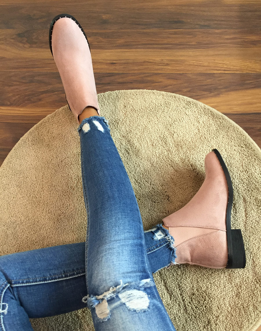 Bottines en suédine rose pale