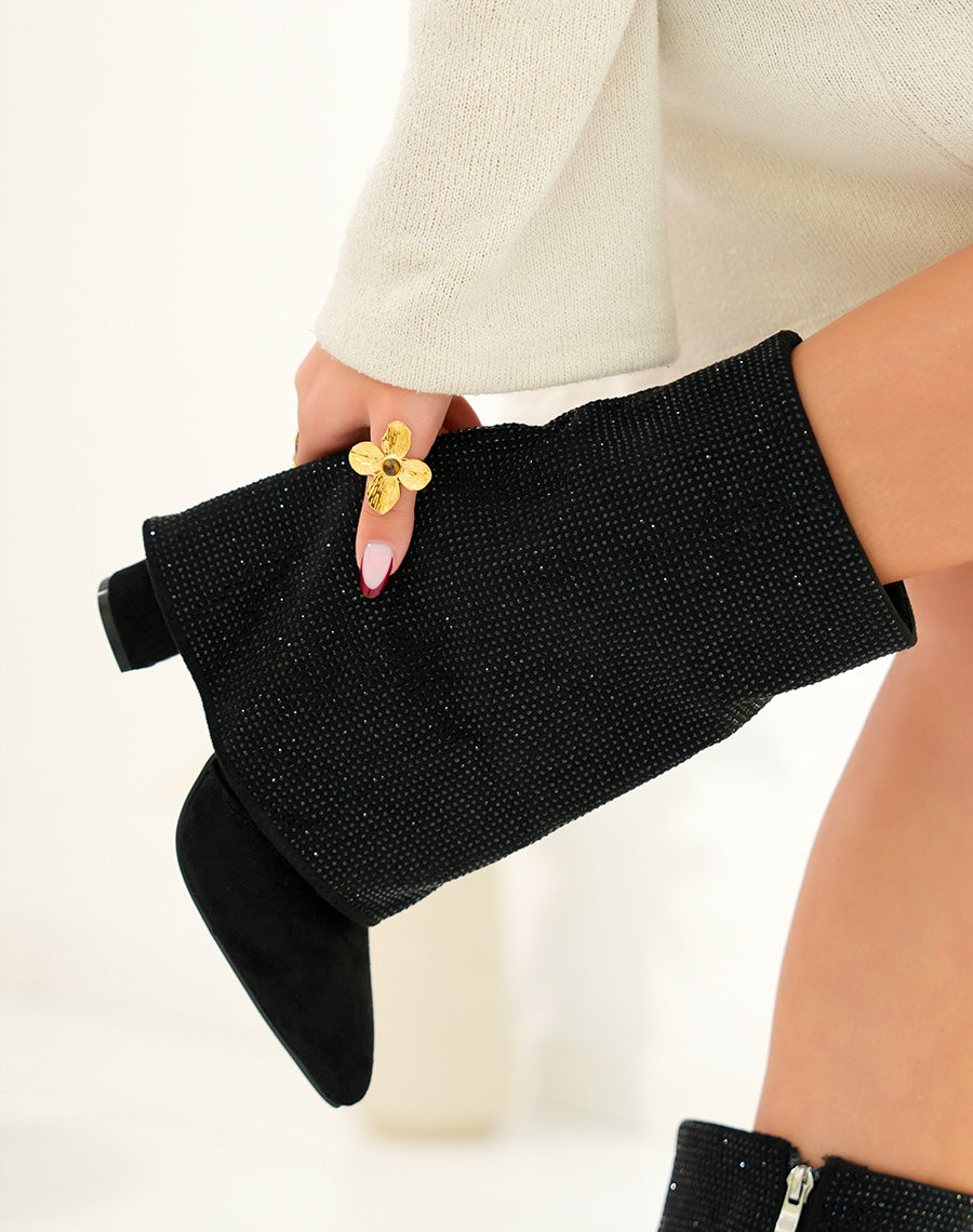 Bottines femme avec revers à strass et bout pointu en suédine