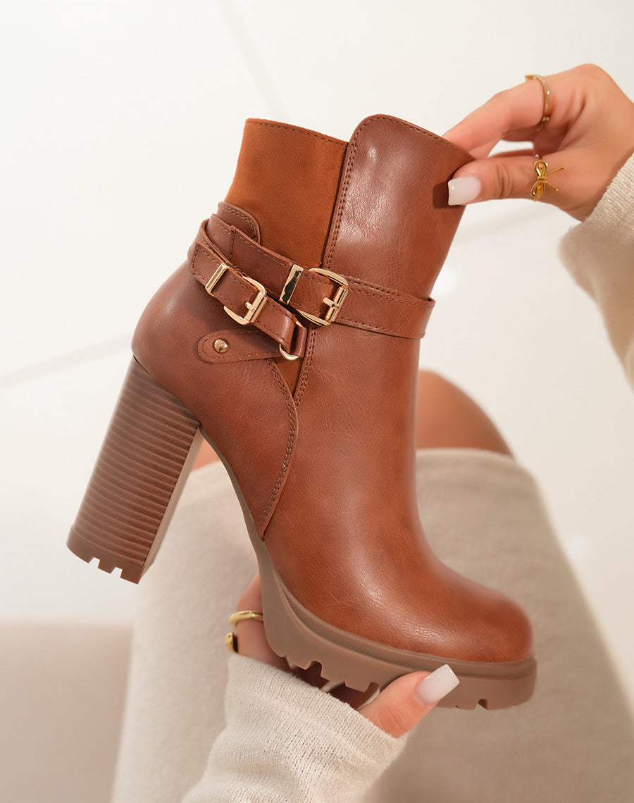 Bottines femme camel à talon bi-matière avec sangles dorées