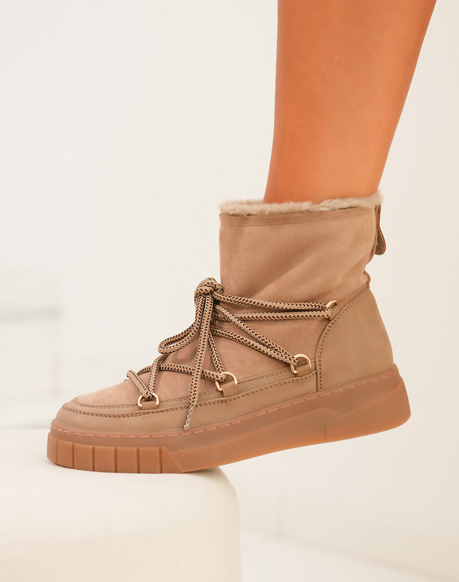 Bottines femme en suédine taupe fourrées avec plateforme épaisse