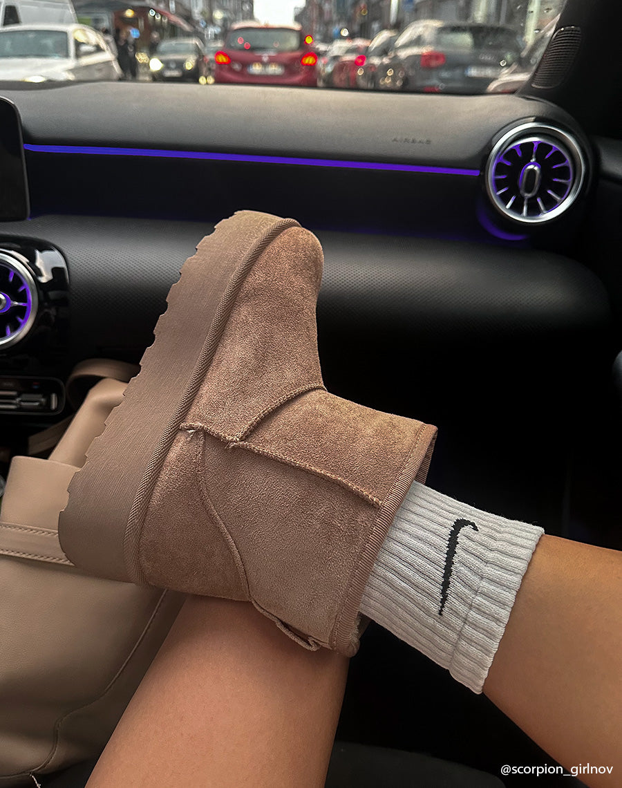 Bottines femme kaki mi-hautes : L'alliance parfaite