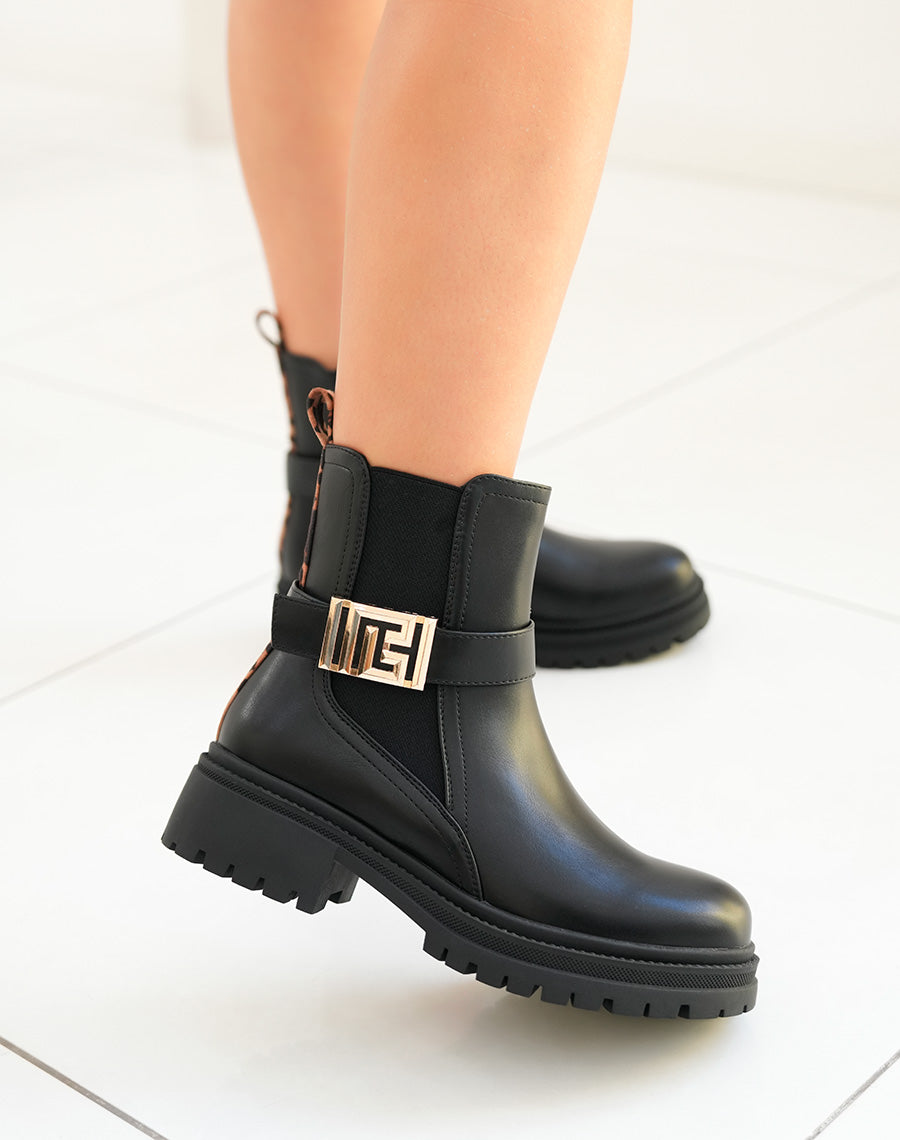 Bottines femme noires bi-matière tendance avec bijou doré et détail léopard