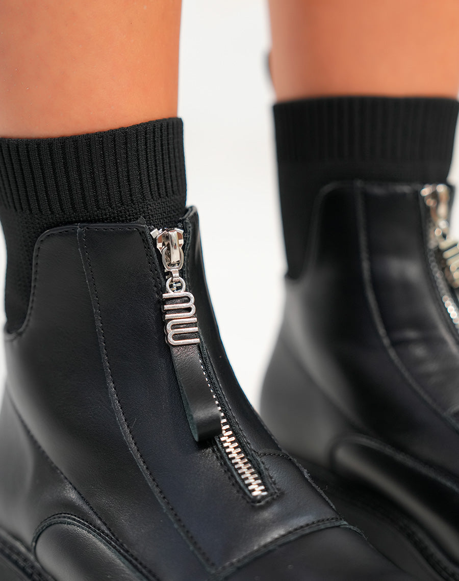 Bottines femme noires effet chaussettes avec fermeture zippée et semelle crantée