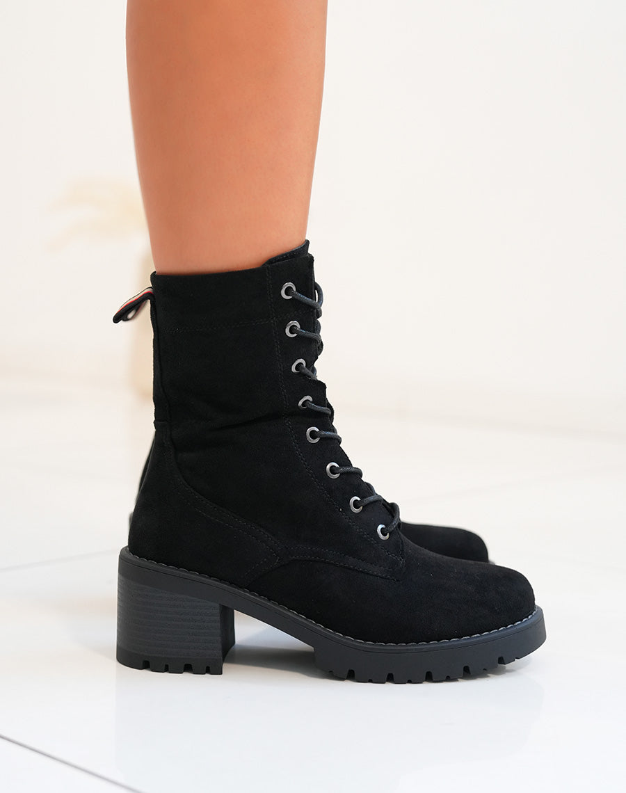 Bottines femme noires haut perchées en suédine