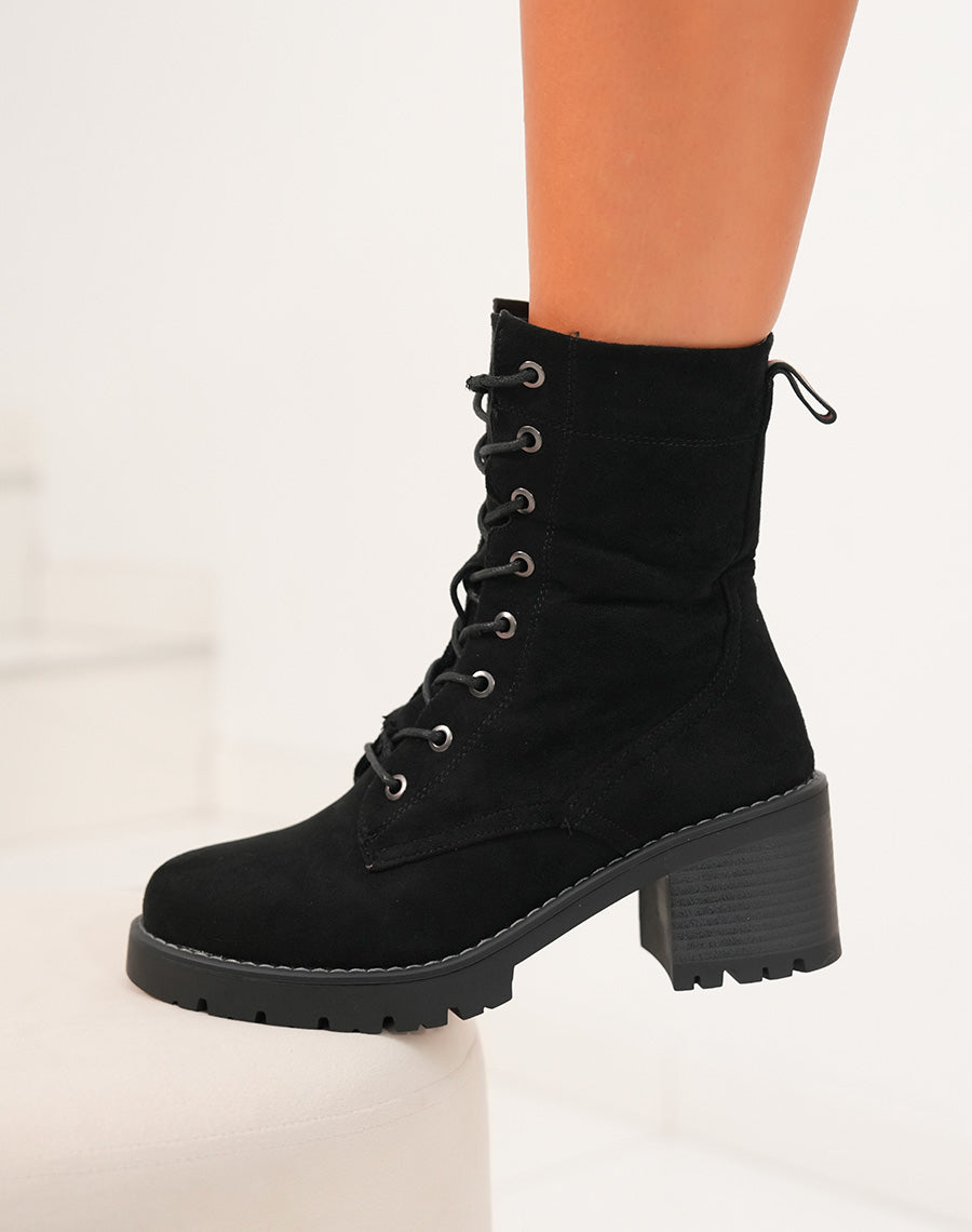 Bottines femme noires haut perchées en suédine