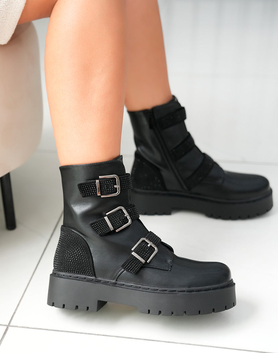 Bottines Femme Noires à Semelle Géante et Sangles Strassées