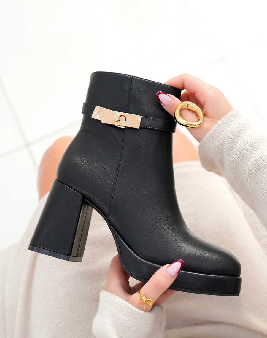 Bottines femme noires à talon haut carré avec plateforme et sangle dorée