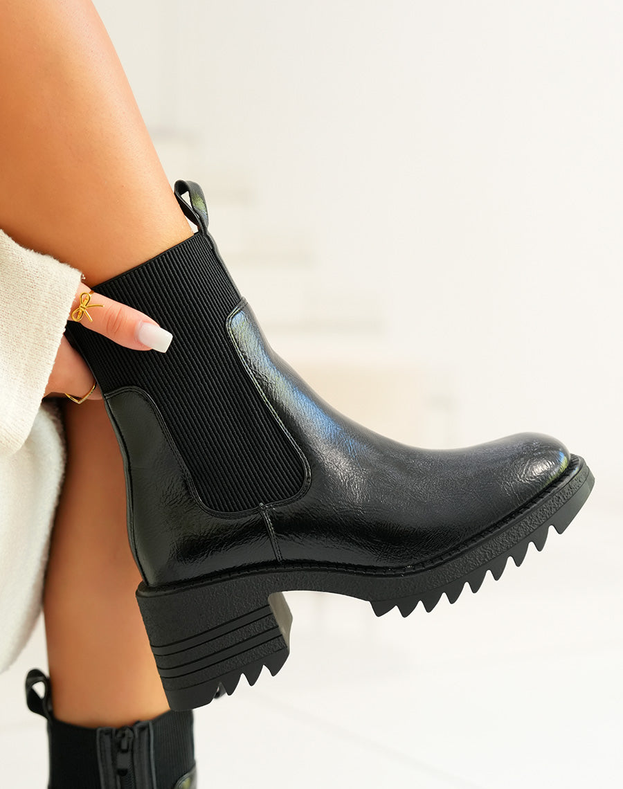Bottines femme noires vernis effet chaussettes à semelle crantée